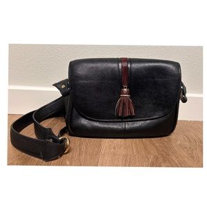 Vintage Elite Leather Crossbody Bag Purse Tassel